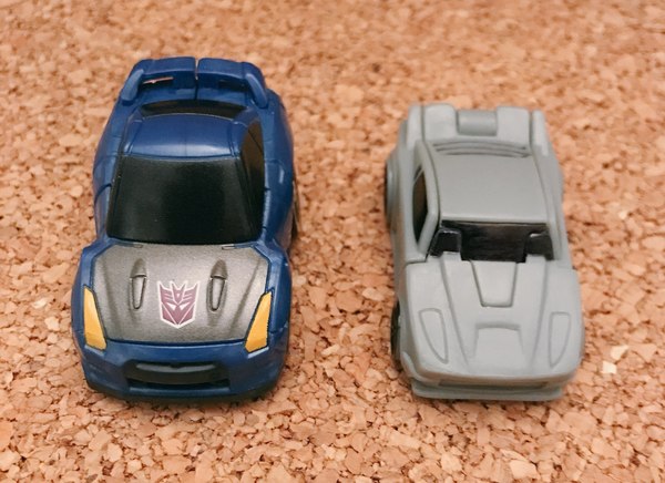 Transformers The Last Knight Tiny Turbo Changers In Hand Look At Soundwave And Blackout 09 (9 of 10)
